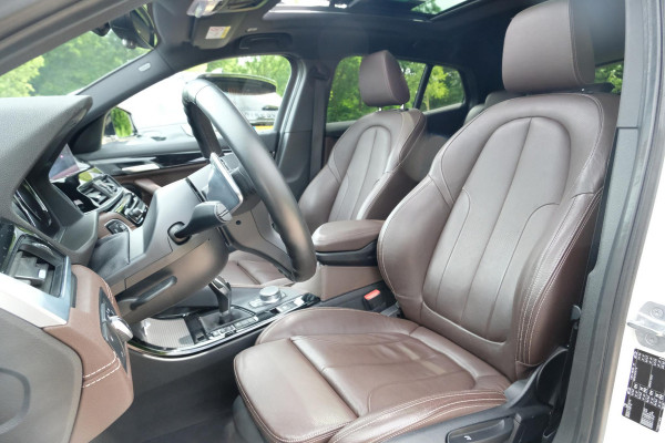 BMW X2 sDrive20i High Executive 190 PK | Panorama dak | Stoelverwarming | Vol lederen bekleding | CarPlay| Elektrische klep | LED verlichting | Lichtmetalen velgen | Achteruitrijcamera |