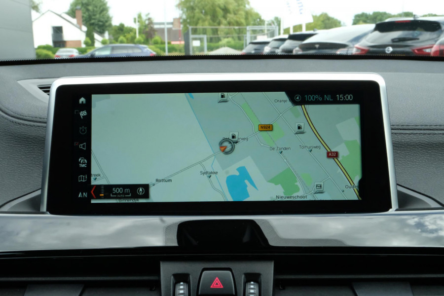 BMW X2 sDrive20i High Executive 190 PK | Panorama dak | Stoelverwarming | Vol lederen bekleding | CarPlay| Elektrische klep | LED verlichting | Lichtmetalen velgen | Achteruitrijcamera |