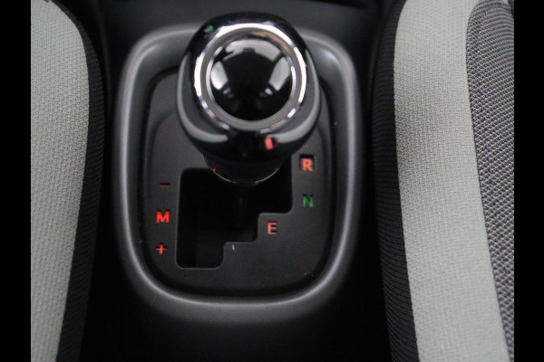 Toyota Aygo 1.0 VVT-i x-joy | Trekhaak | Carplay | DAB | Camera | Automaat | Climate control | Cruise control | LED