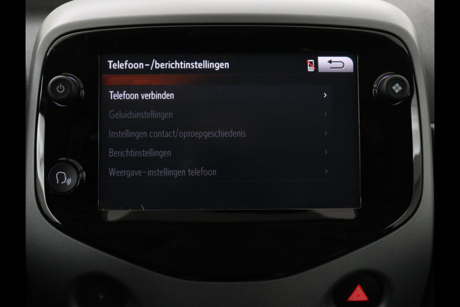 Toyota Aygo 1.0 VVT-i x-joy | Trekhaak | Carplay | DAB | Camera | Automaat | Climate control | Cruise control | LED