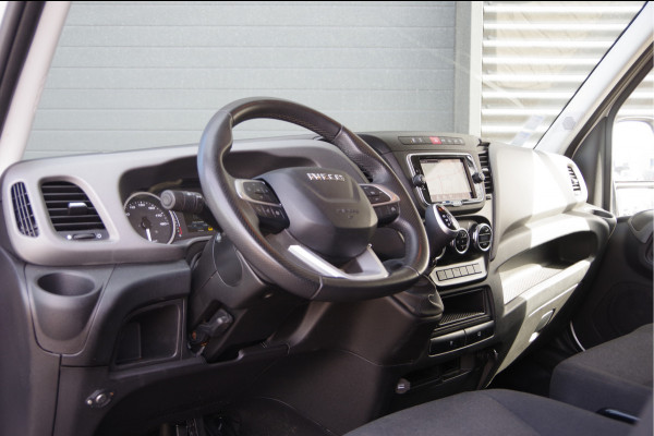 Iveco Daily 35C18 3.0 180PK AUT. N1! DUBBELLUCHT BAKWAGEN, LAADKLEP, ZIJDEUR, 3-ZITS, CLIMA, CRUISE, LED, NAVI, CARPLAY