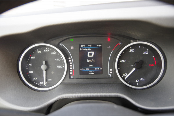 Iveco Daily 35C18 3.0 180PK AUT. N1! DUBBELLUCHT BAKWAGEN, LAADKLEP, ZIJDEUR, 3-ZITS, CLIMA, CRUISE, LED, NAVI, CARPLAY