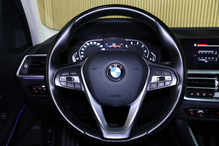 BMW 3 Serie 318i Business Edition AVM SPORTLEDER NAVI CARPLAY VIRTUAL '21