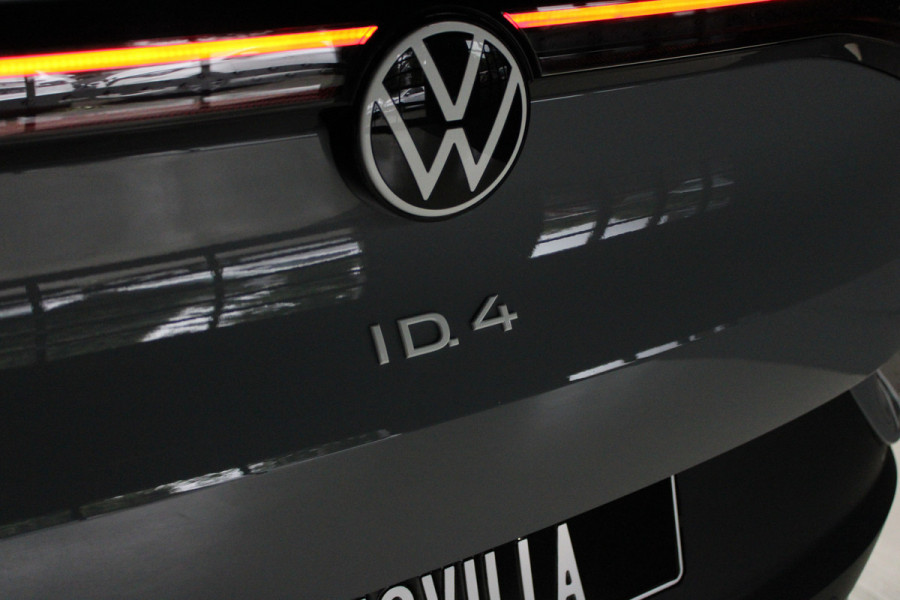Volkswagen ID.4 Pro 77 kWh Navi ACC Camera Warmtep. Carplay PDC Stuurverwarm. 19" LM velgen Climate (3 zone) Interieur voorverwarming & koeling