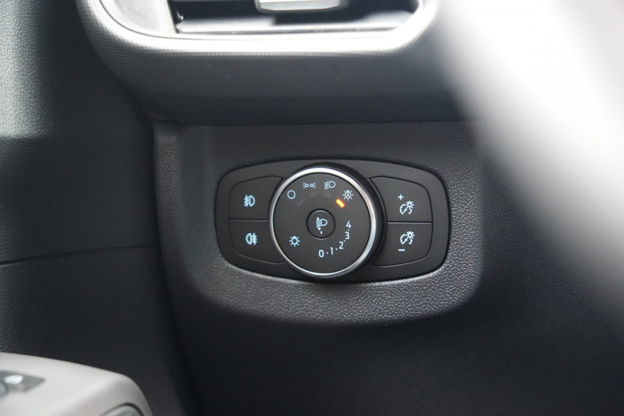 Ford E-Transit Courier Limited 44 kWh 136pk - Trekhaak - Stoel/Stuurverwarming - ACC - Blindspot - Camera - Rijklaar