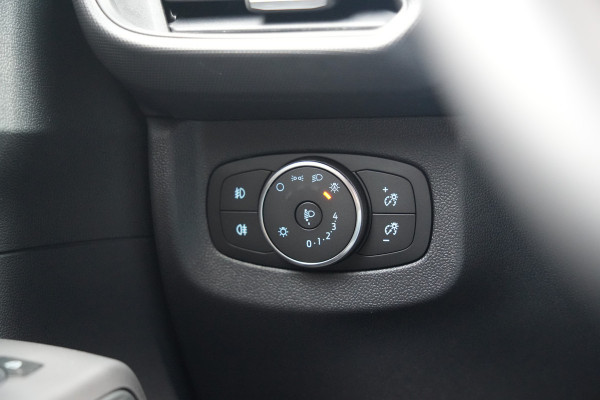 Ford E-Transit Courier Limited 44 kWh 136pk - Trekhaak - Stoel/Stuurverwarming - ACC - Blindspot - Camera - Rijklaar