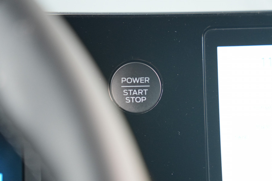 Ford E-Transit Courier Limited 44 kWh 136pk - Trekhaak - Stoel/Stuurverwarming - ACC - Blindspot - Camera - Rijklaar
