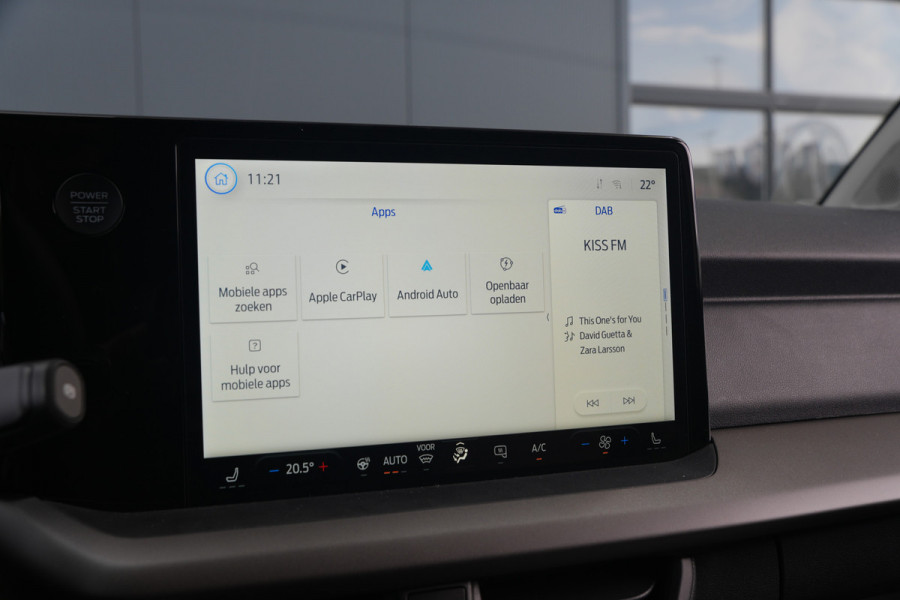 Ford E-Transit Courier Limited 44 kWh 136pk - Trekhaak - Stoel/Stuurverwarming - ACC - Blindspot - Camera - Rijklaar