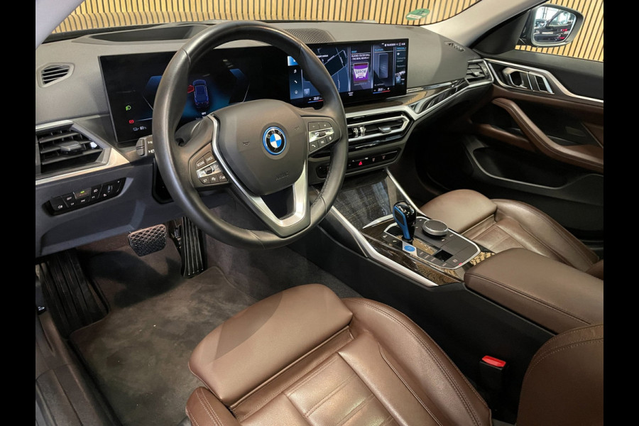 BMW i4 EDrive40 High Executive 84 kWh|99% SOH|PANORAMADAK|HEAD-UP|ACC|MEMORY|VOLLEDER|CARPLAY|CAMERA|STOELVERW|NAP|ORG.NL|INCL.BTW