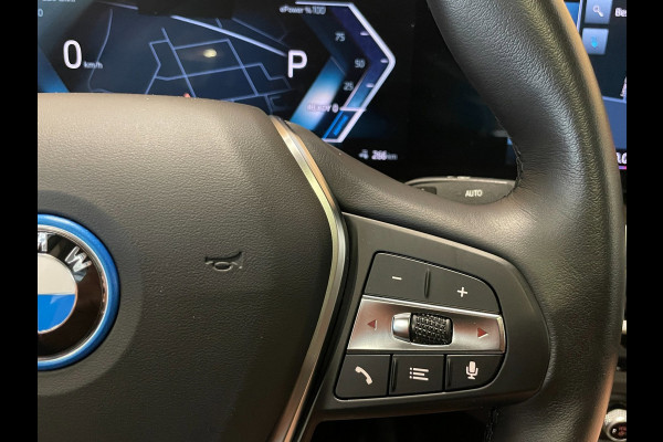 BMW i4 EDrive40 High Executive 84 kWh|99% SOH|PANORAMADAK|HEAD-UP|ACC|MEMORY|VOLLEDER|CARPLAY|CAMERA|STOELVERW|NAP|ORG.NL|INCL.BTW