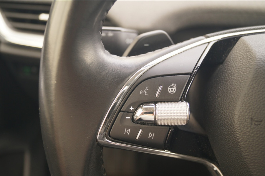 Škoda ENYAQ iV 80 204pk 77kWh -SOH92%-TREKHAAK-ECC-PDC-