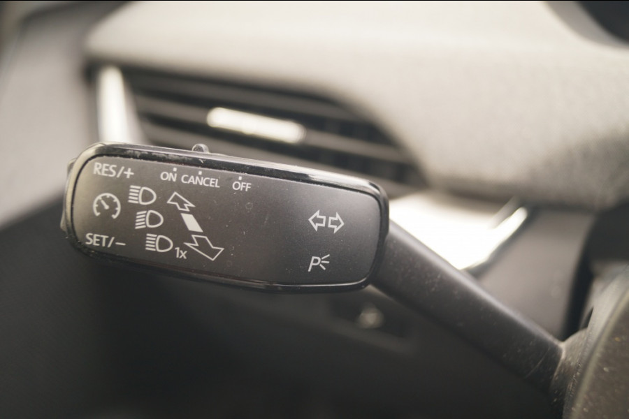 Škoda ENYAQ iV 80 204pk 77kWh -SOH92%-TREKHAAK-ECC-PDC-