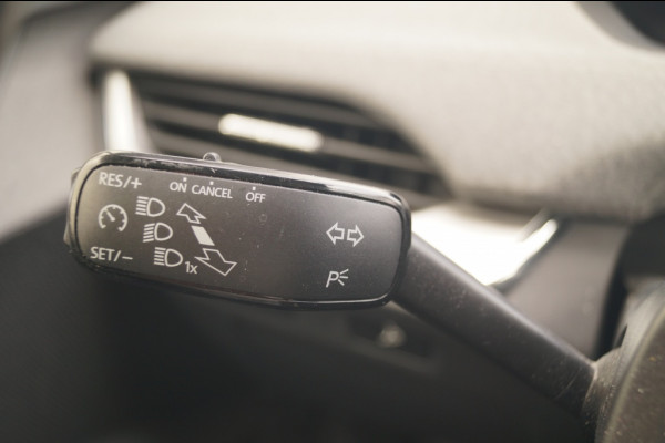Škoda ENYAQ iV 80 204pk 77kWh -SOH92%-TREKHAAK-ECC-PDC-