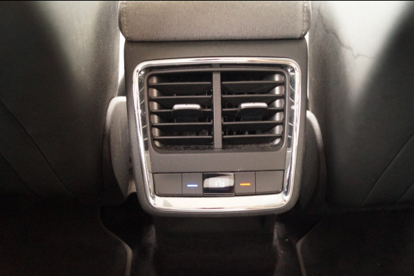 Škoda ENYAQ iV 80 204pk 77kWh -SOH92%-TREKHAAK-ECC-PDC-