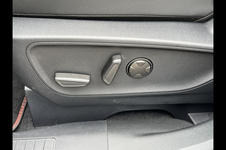 Ford Kuga 2.5 PHEV ST-Line X NIEUWE AUTO! | WINTERPACK | SNEL LEVERBAAR | BTW VERREKENBAAR