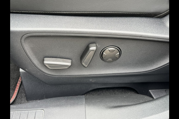 Ford Kuga 2.5 PHEV ST-Line X NIEUWE AUTO! | WINTERPACK | SNEL LEVERBAAR | BTW VERREKENBAAR