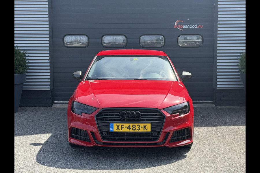 Audi A3 Sportback 35 TFSI CoD Sport S Line | Navigatie | Parkeersensoren | 18 Inch Lichtmetalen Velgen | Climate Control |