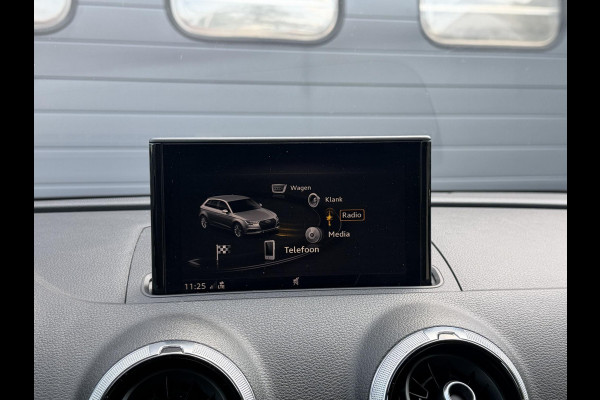 Audi A3 Sportback 35 TFSI CoD Sport S Line | Navigatie | Parkeersensoren | 18 Inch Lichtmetalen Velgen | Climate Control |
