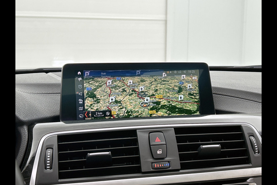 BMW 4 Serie Coupé 420i High Executive M-Sport AANBIEIDNG !! (NL-Auto, Dealer OndrH, Dakraam, Trekhaak, Navi Pro, StoelV, Etc)