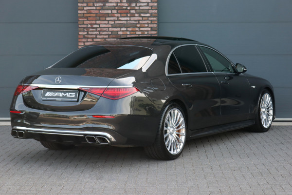 Mercedes-Benz S-Klasse AMG 63 S E Performance | 802 pk | Keramisch | Achterasbesturing | Massage | Burmester High End | Distronic+ | HUD | Chauffeurspakket | Entertainmentpakket Premium Achter | Stoelventilatie V+A | Vlakkenverwarming |