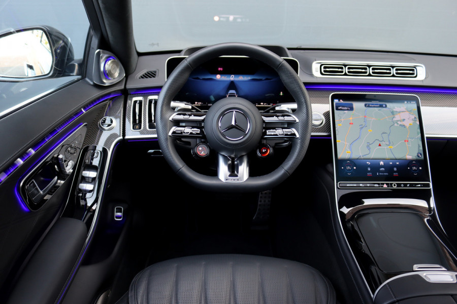 Mercedes-Benz S-Klasse AMG 63 S E Performance | 802 pk | Keramisch | Achterasbesturing | Massage | Burmester High End | Distronic+ | HUD | Chauffeurspakket | Entertainmentpakket Premium Achter | Stoelventilatie V+A | Vlakkenverwarming |