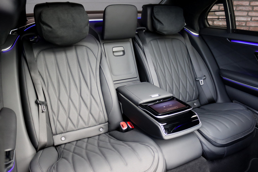 Mercedes-Benz S-Klasse AMG 63 S E Performance | 802 pk | Keramisch | Achterasbesturing | Massage | Burmester High End | Distronic+ | HUD | Chauffeurspakket | Entertainmentpakket Premium Achter | Stoelventilatie V+A | Vlakkenverwarming |