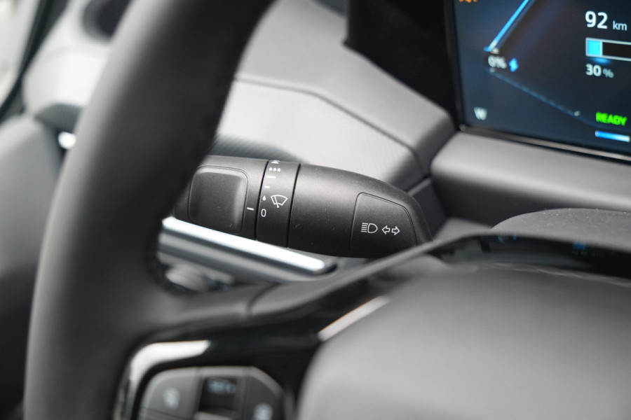 Ford E-Transit Custom 340 L2H1 Limited 71 kWh 218pk - Trekhaak - ACC - B&O - Navi - Stoel/Stuurverwarming - 360 Camera - Blindspot - Rijklaar