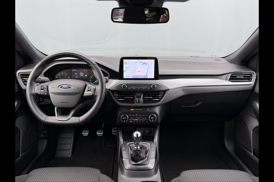 Ford FOCUS Wagon BWJ 2022 | 1.0T 124PK ST Line Style | NW MODEL | TREKHAAK | CLIMA | NAVI | WINTERPACK | CARPLAY | CAMERA | 17'' LMV | PDC 2X |