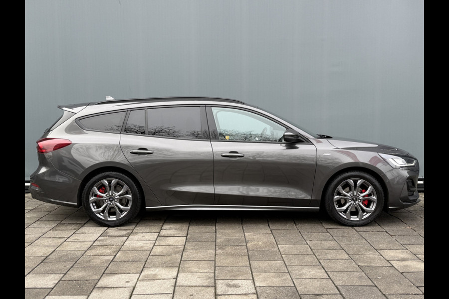 Ford FOCUS Wagon BWJ 2022 | 1.0T 124PK ST Line Style | NW MODEL | TREKHAAK | CLIMA | NAVI | WINTERPACK | CARPLAY | CAMERA | 17'' LMV | PDC 2X |