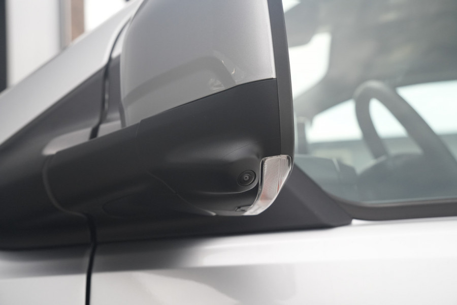 Ford E-Transit Custom 340 L2H1 Sport 71 kWh 218pk - 2x Schuifdeur - ACC - Elek Trekhaak - B&O - Navi - Stoel/Stuurverwarming - 360 Camera - Blindspot