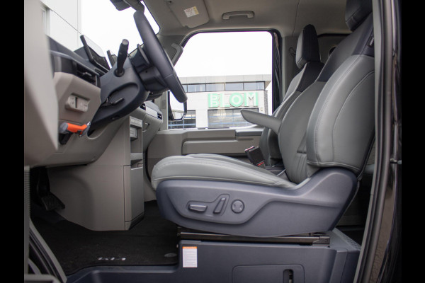 Kia PV5 Passenger Elite Executive 71.2 kWh | Stoel en stuurverwarming | 360 graden camera |  Elektrisch bedienbare schuifdeuren links en rechts |