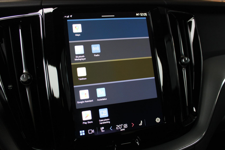 Volvo XC60 T6 Recharge AWD Long Range 350PK Dark Google Infotainment / Elektrisch schuif-kanteldak / 22" lichtmetalen velgen / Stoelventilatie-verwarming voor / Stuurwielverwarming