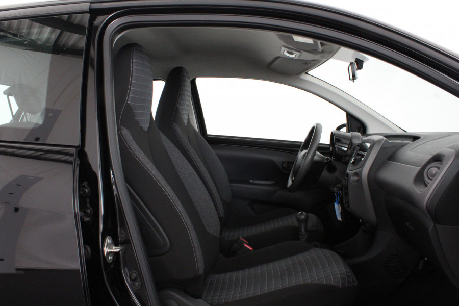 Peugeot 108 1.0 e-VTi Active > Airco/5-deurs/12 maanden BOVAG garantie