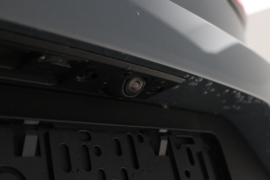 Polestar 2 Long Range Single Motor 78 kWh SOH 94%  Panorama Thundergrey!