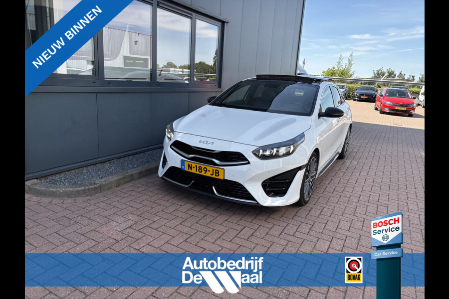 Kia ProCeed 1.5 T-GDi 160pk Automaat GT-PlusLine SCHUIFDAK/LEDER/JBL/CAMERA/KEYLESS/18INCH