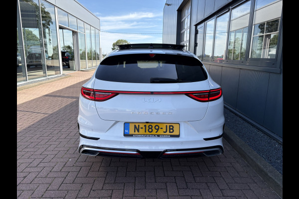 Kia ProCeed 1.5 T-GDi 160pk Automaat GT-PlusLine SCHUIFDAK/LEDER/JBL/CAMERA/KEYLESS/18INCH