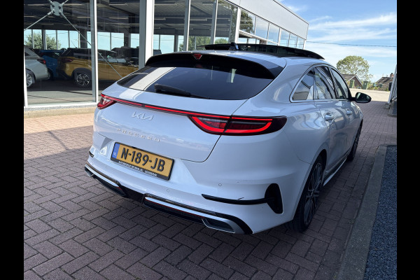 Kia ProCeed 1.5 T-GDi 160pk Automaat GT-PlusLine SCHUIFDAK/LEDER/JBL/CAMERA/KEYLESS/18INCH