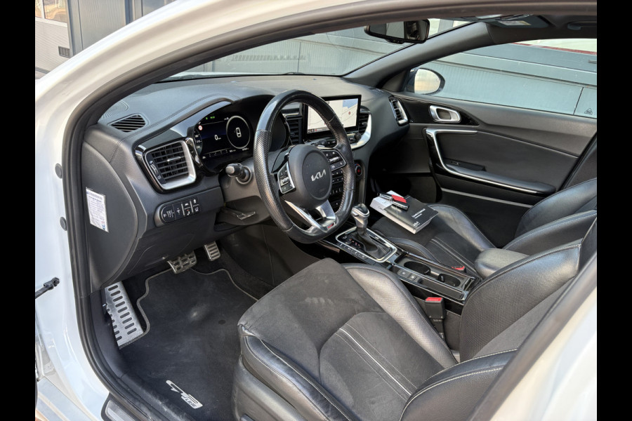 Kia ProCeed 1.5 T-GDi 160pk Automaat GT-PlusLine SCHUIFDAK/LEDER/JBL/CAMERA/KEYLESS/18INCH