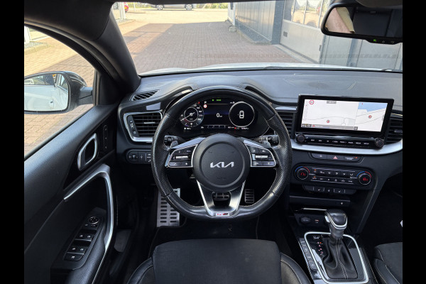 Kia ProCeed 1.5 T-GDi 160pk Automaat GT-PlusLine SCHUIFDAK/LEDER/JBL/CAMERA/KEYLESS/18INCH