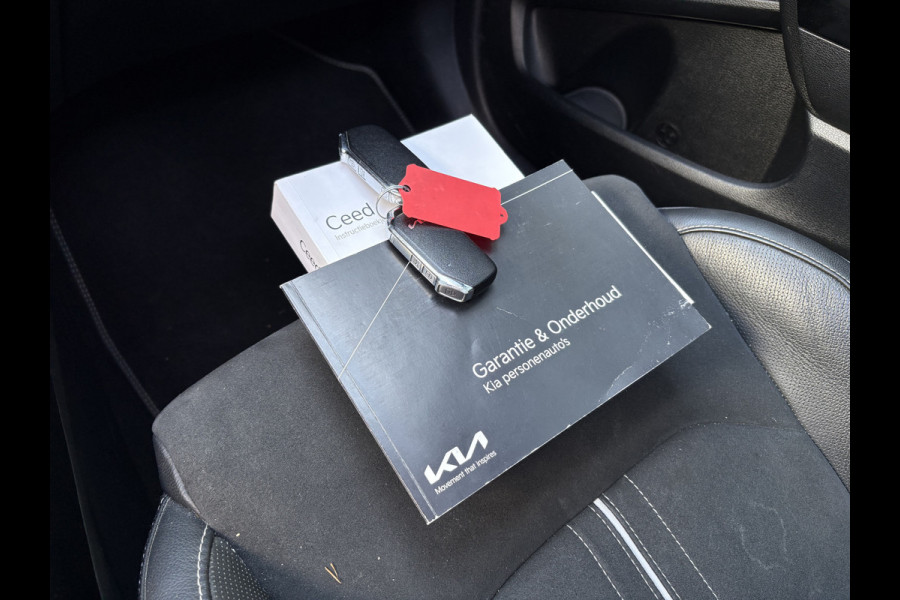 Kia ProCeed 1.5 T-GDi 160pk Automaat GT-PlusLine SCHUIFDAK/LEDER/JBL/CAMERA/KEYLESS/18INCH