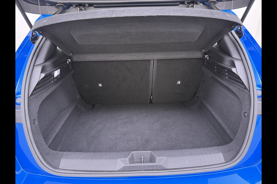 Opel Astra 131PK 5Drs AGR-Comfort Stoel Adap.Cruise 360°Camera Stoel+Stuurverwarming Navi Ecc Apple Carplay/Android Auto Pdc Edition DAB Regen+Lichtsensor Lmv 16" Privacy Glas Led Isofix Keyless-go Origineel Nederlandse Auto