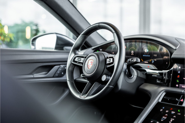 Porsche Taycan Cross Turismo 4S 93 kWh - Sport Chrono + | Panorama | Bose | Stoelkoeling | Passenger Display