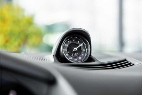 Porsche Taycan Cross Turismo 4S 93 kWh - Sport Chrono + | Panorama | Bose | Stoelkoeling | Passenger Display