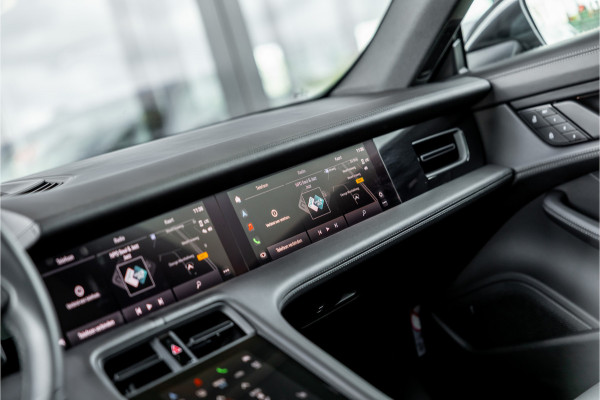 Porsche Taycan Cross Turismo 4S 93 kWh - Sport Chrono + | Panorama | Bose | Stoelkoeling | Passenger Display
