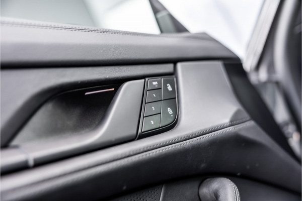 Porsche Taycan Cross Turismo 4S 93 kWh - Sport Chrono + | Panorama | Bose | Stoelkoeling | Passenger Display