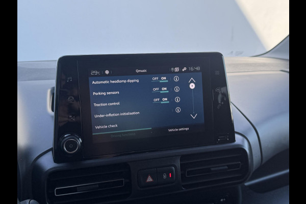 Citroën E-Berlingo Shine 50 kWh | Trekhaak | Parkeercamera | Prijs is rijklaar