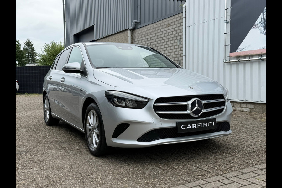 Mercedes-Benz B-Klasse 250 e 218 Pk | Navigatie | Cruise |Clima | Camera | Zwarte hemelbekleding | Sfeerverlichting | 17".