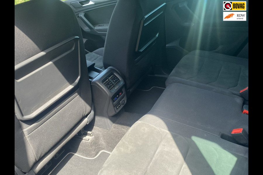 Volkswagen Tiguan 1.4 TSI Comfortline Bus./ Facelift/ Clima/ Cam/ Carplay/ Adaptive