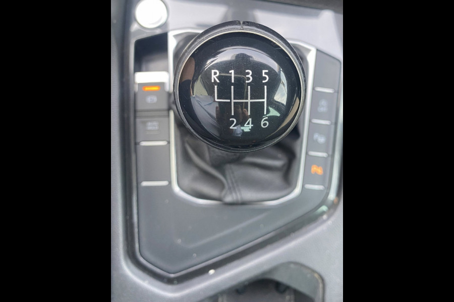Volkswagen Tiguan 1.4 TSI Comfortline Bus./ Facelift/ Clima/ Cam/ Carplay/ Adaptive