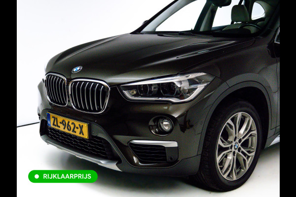 BMW X1 sDrive20i High Exec. X-Line | Afn. trekhaak | Panoramadak | Elec. verst stoel met geheugen | Camera | Elec. achterklep | Navigatie, Stoelverwarming, Headup, Climate control